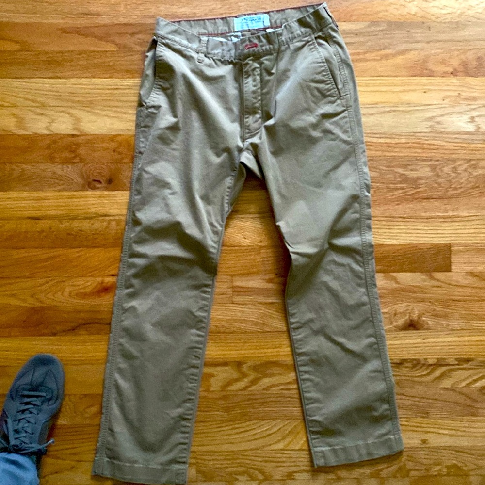 Mountain Khaki chino style pant slim tailored fit
